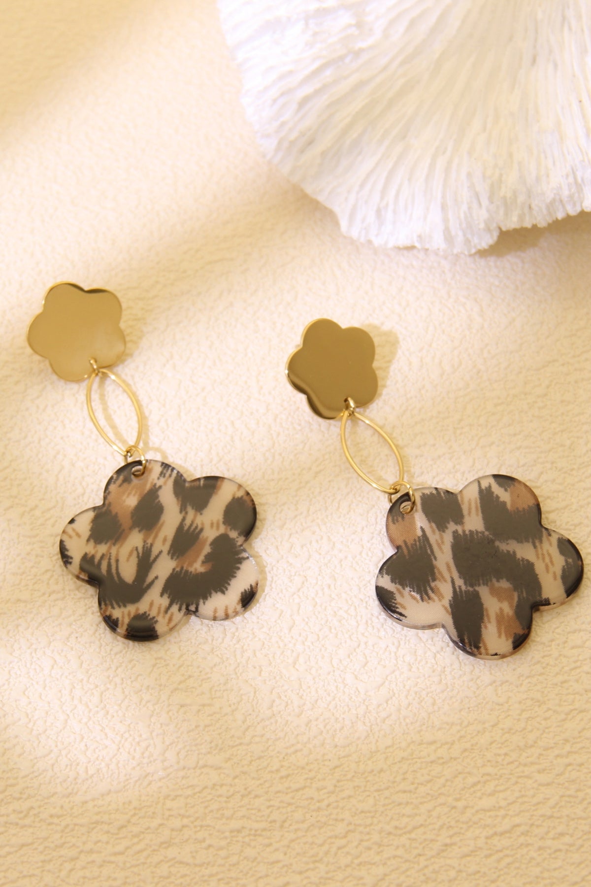 Fauve Hoops