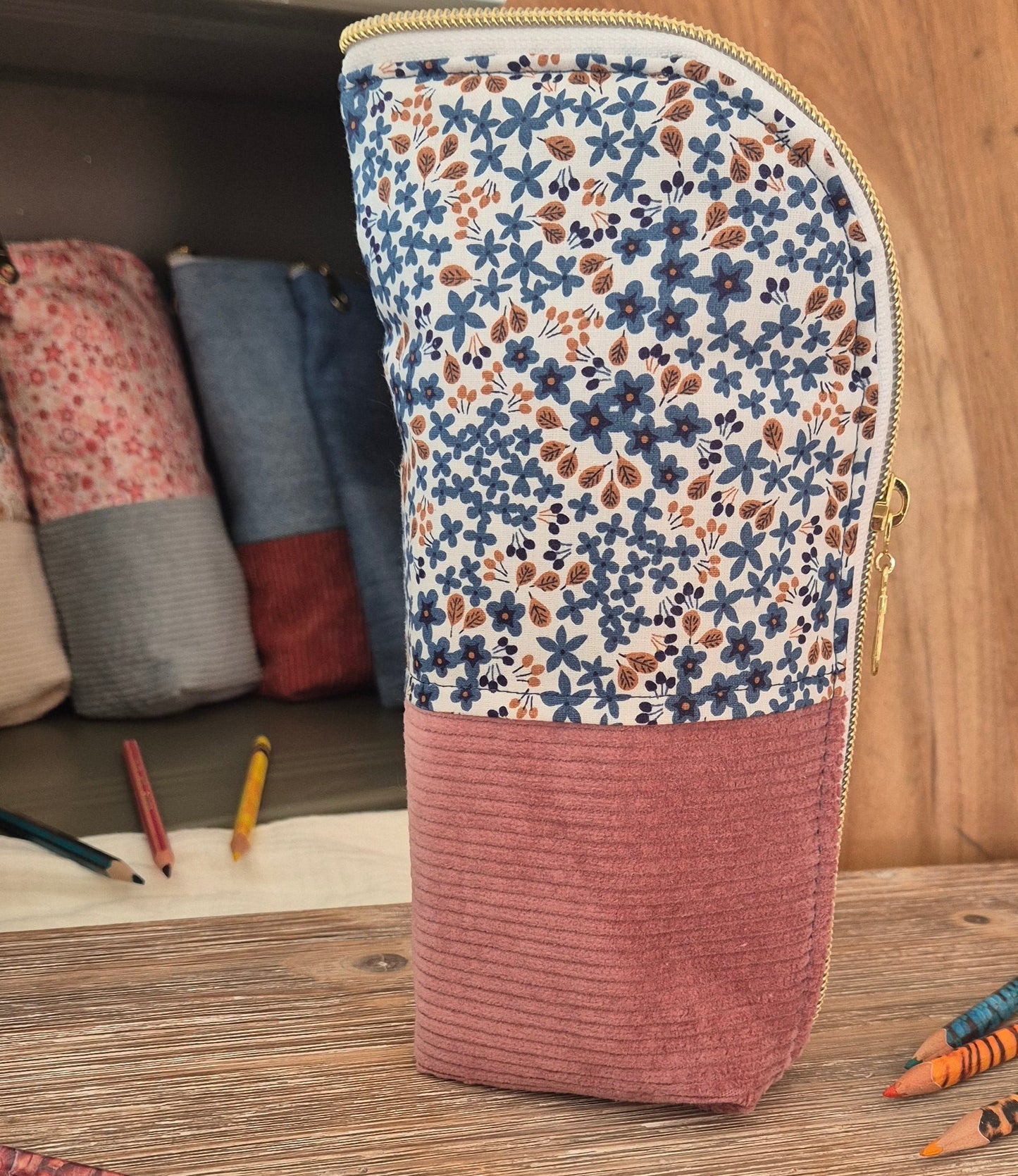 Trousse "La Sol Myosotis" – Pièce Unique