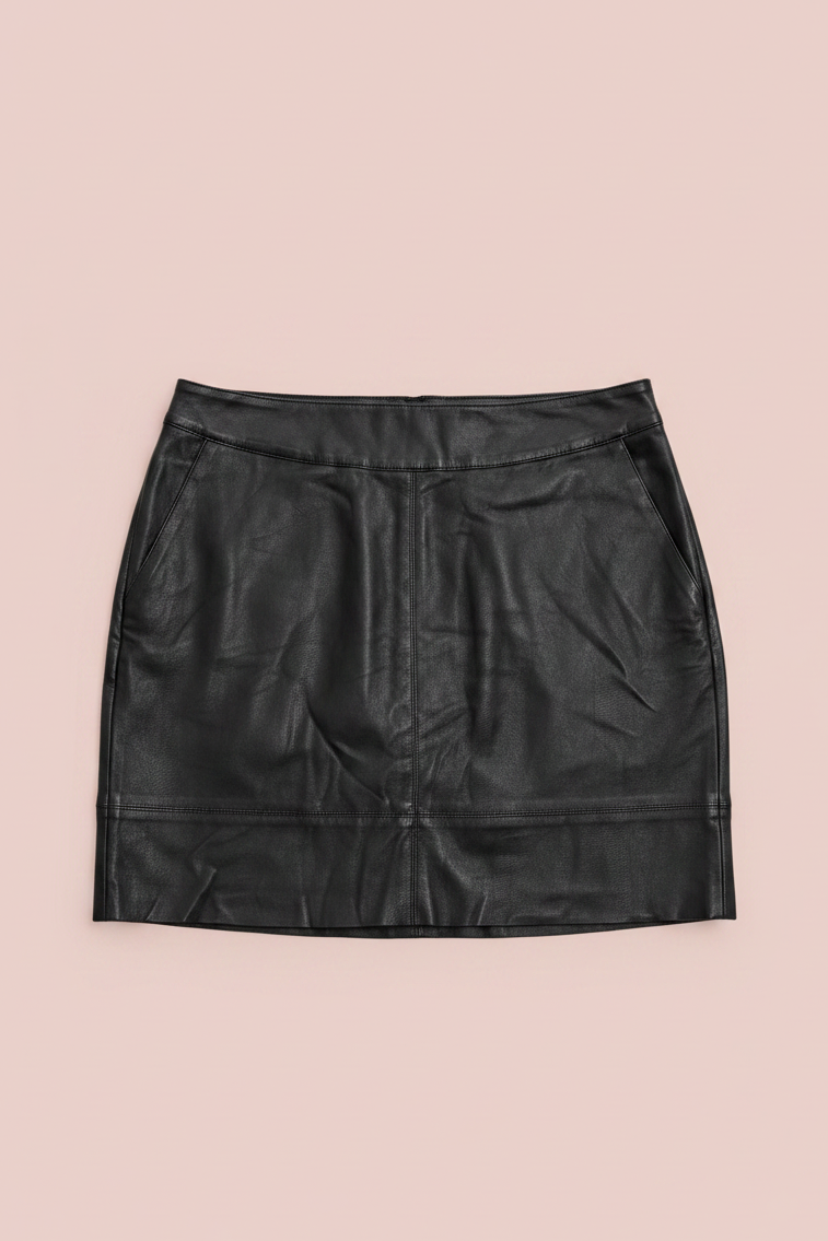 Jupe simili cuir recto fond rose poudré