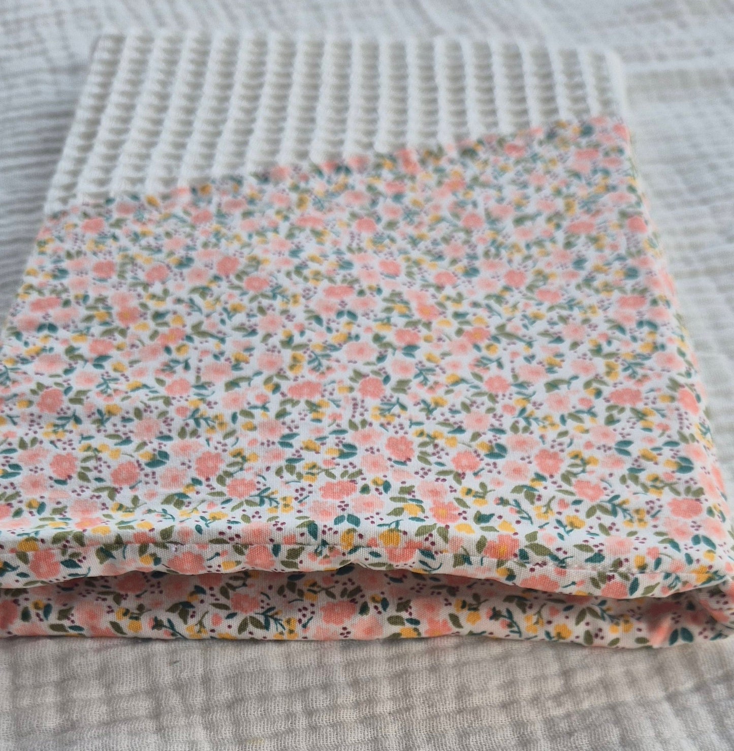 Éva Soleil - Book Protector type