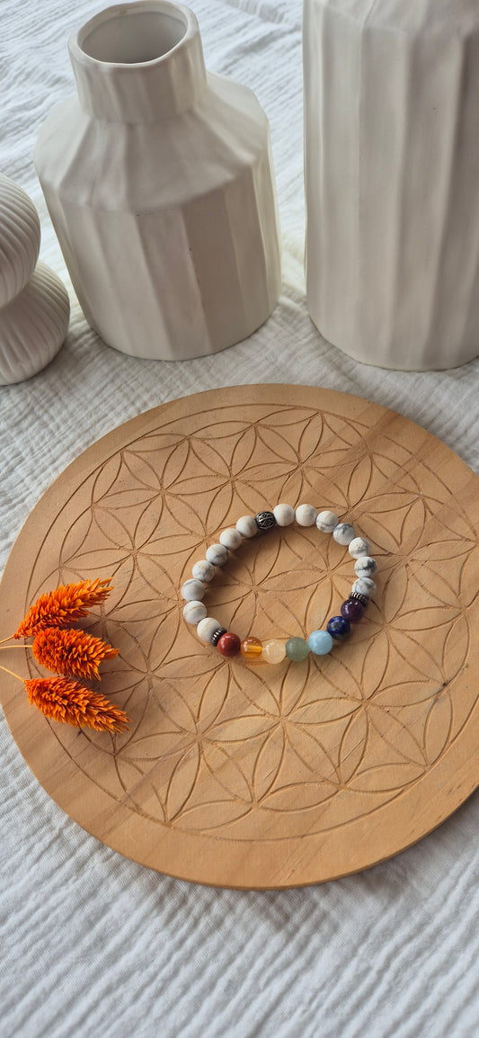 Bracelet "Alignement & Équilibre" – 7 Chakras & Howlite